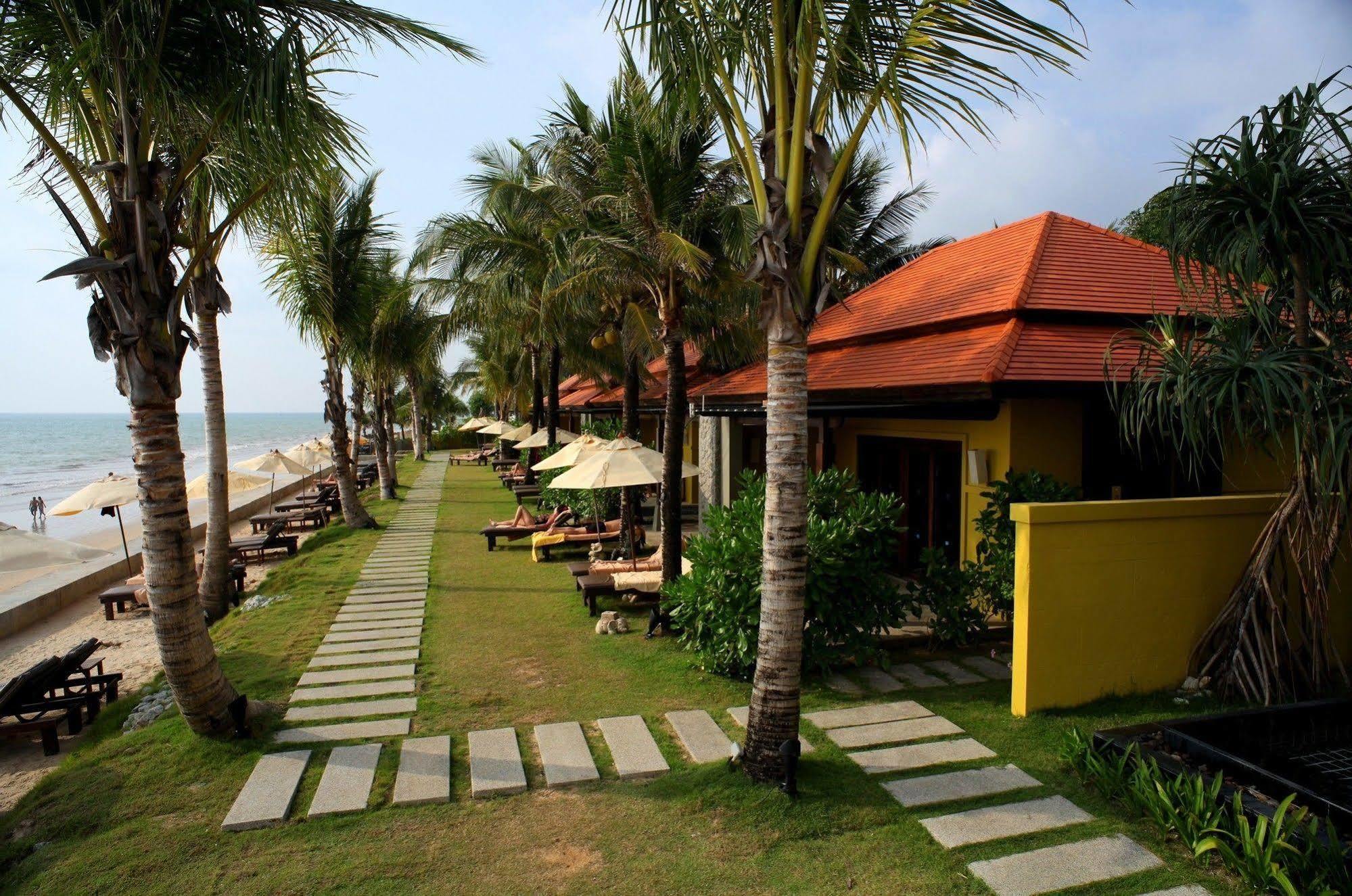 Chongfah Beach Resort Khaolak - Sha Extra Plus Кхаулак Экстерьер фото